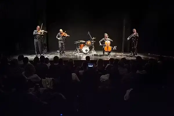 Ondanueve String Quartet in concerto in teatro