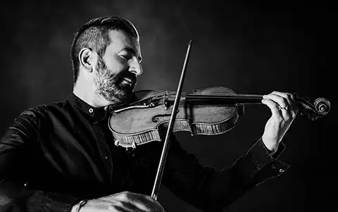 Andrea Esposito, violino